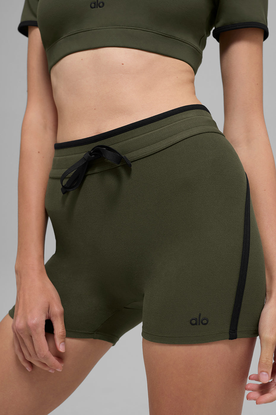 4" Airbrush High-Waist Race Pace Short - Green Olive/Black — photo 2