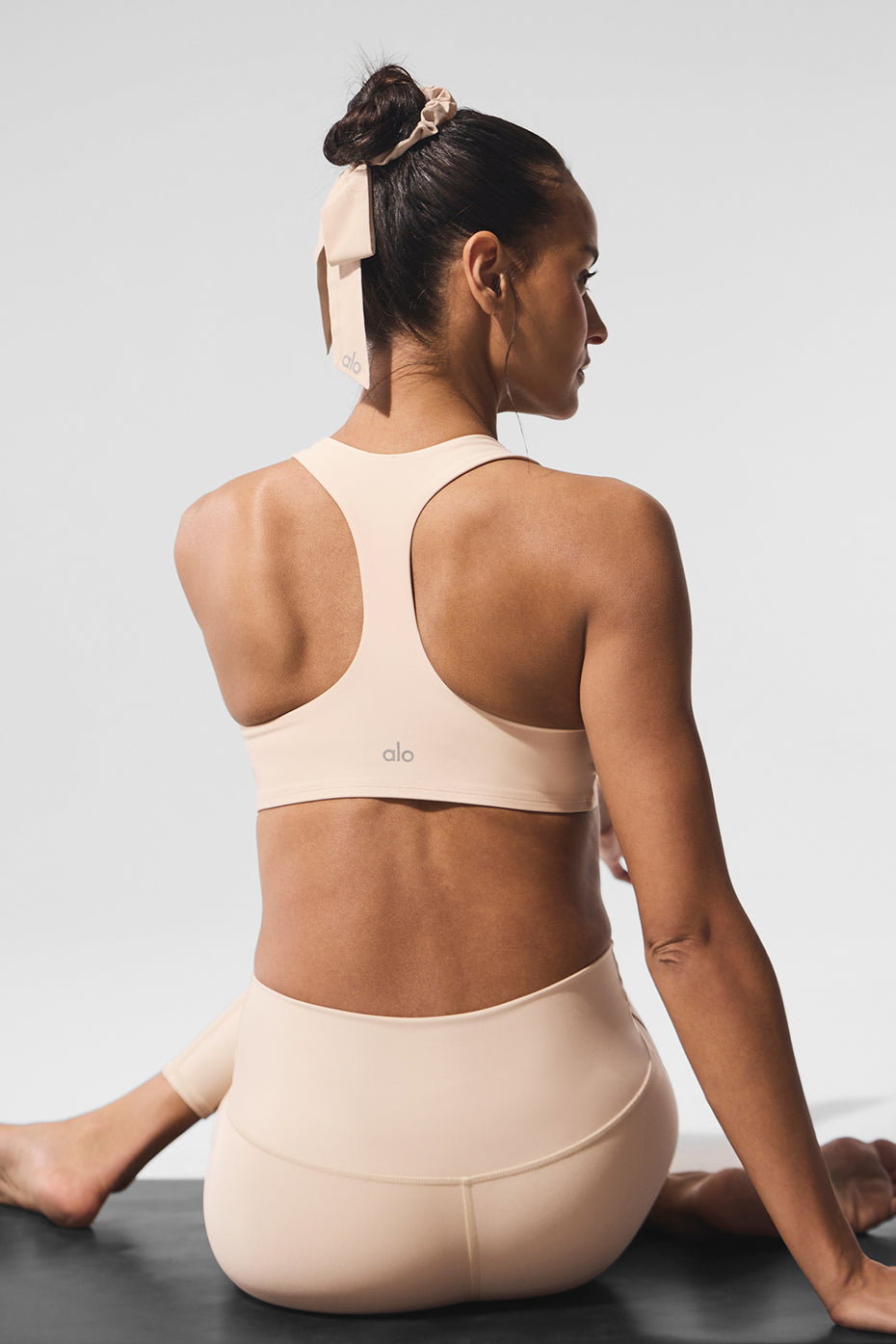 Airlift Advantage Racerback Bra - Macadamia — photo 2