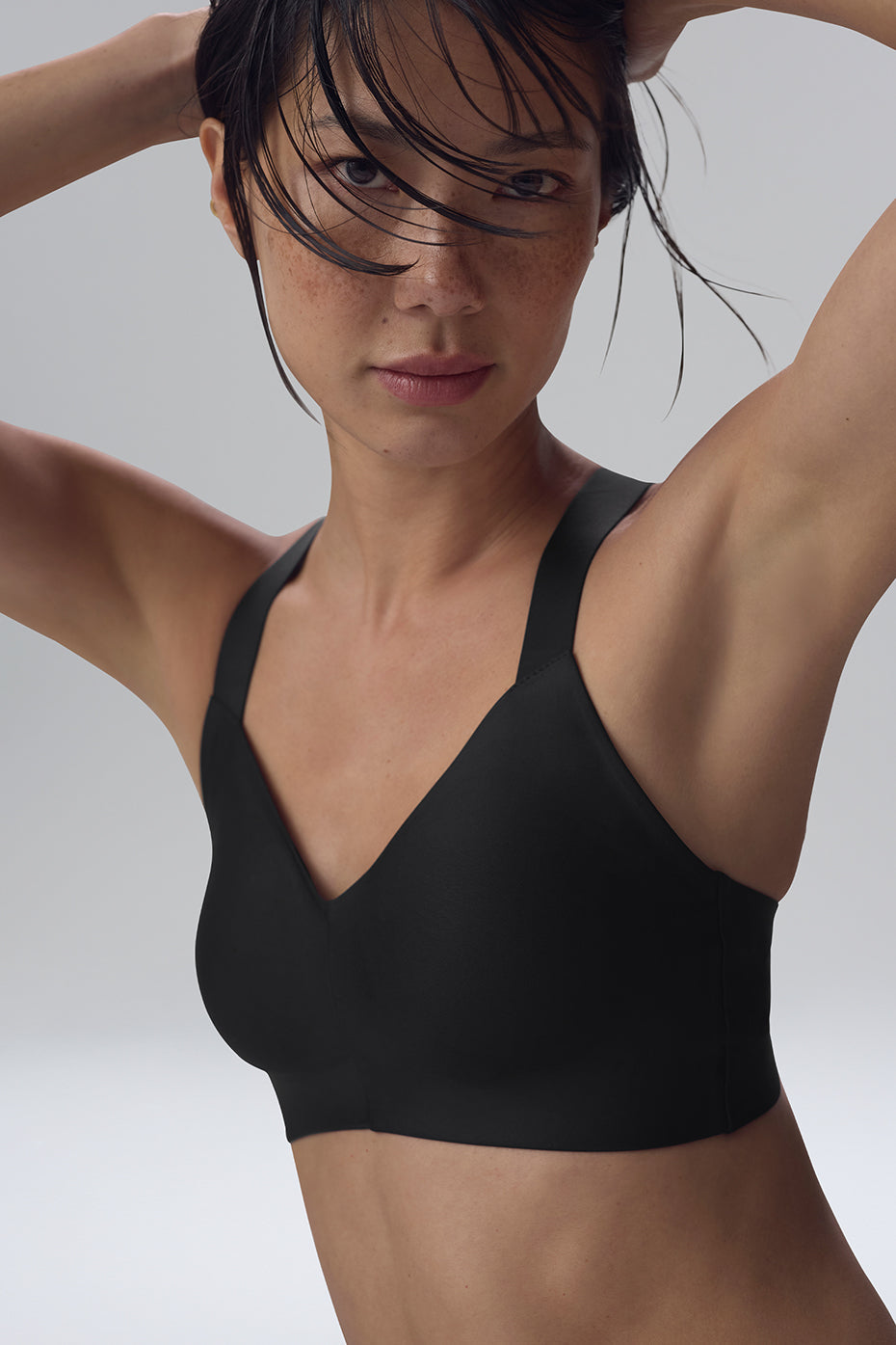 Airlift Strength Bra - Black — photo 3