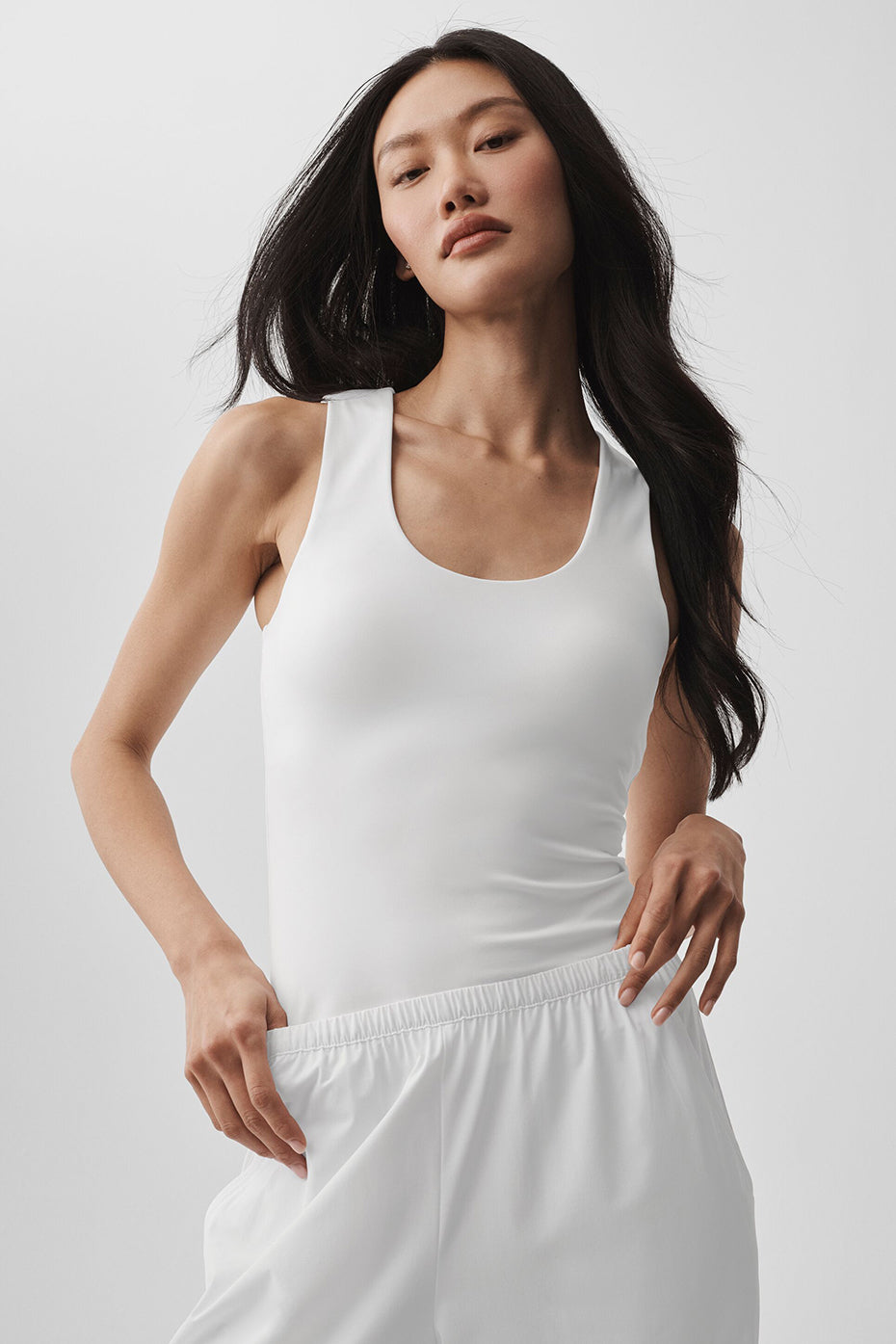 ALO Softsculpt No Nonsense Bra Tank - White — photo 1