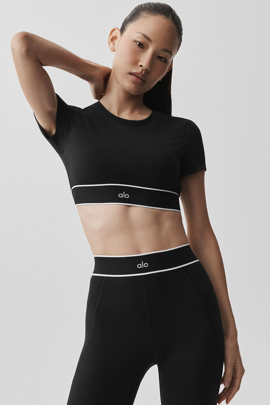 ALO Softsculpt Amp It Up Short Sleeve Bra - Black — photo 3